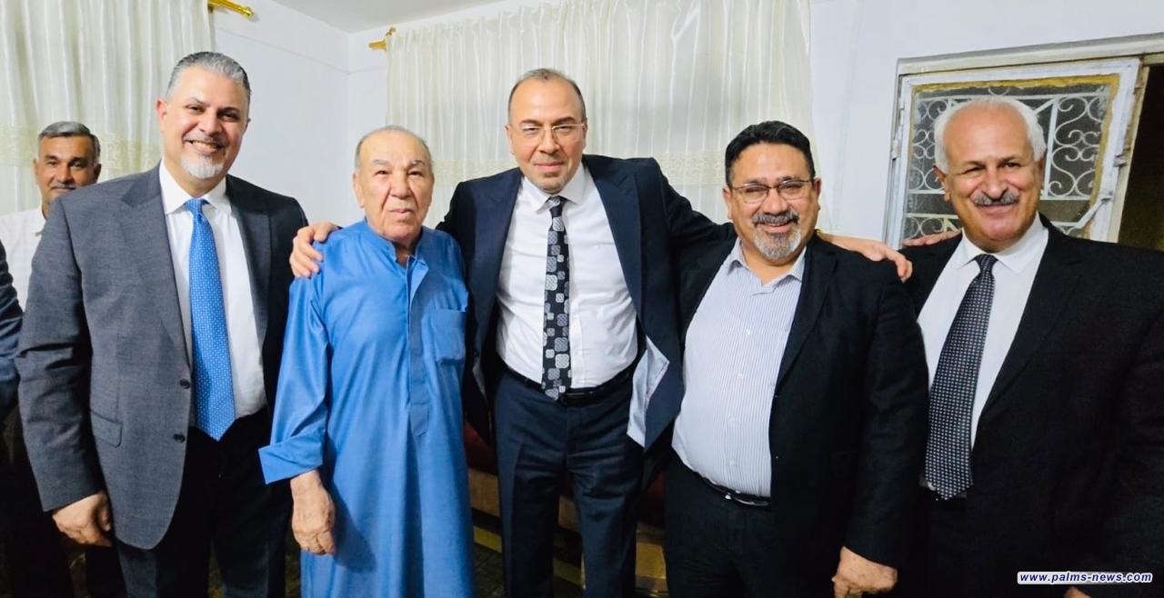 وفدٌ من منظمة نخيل عراقي واتحاد الأدباء في بيت الناقد الكبير ناجح المعموري للاطمئنان على صحته